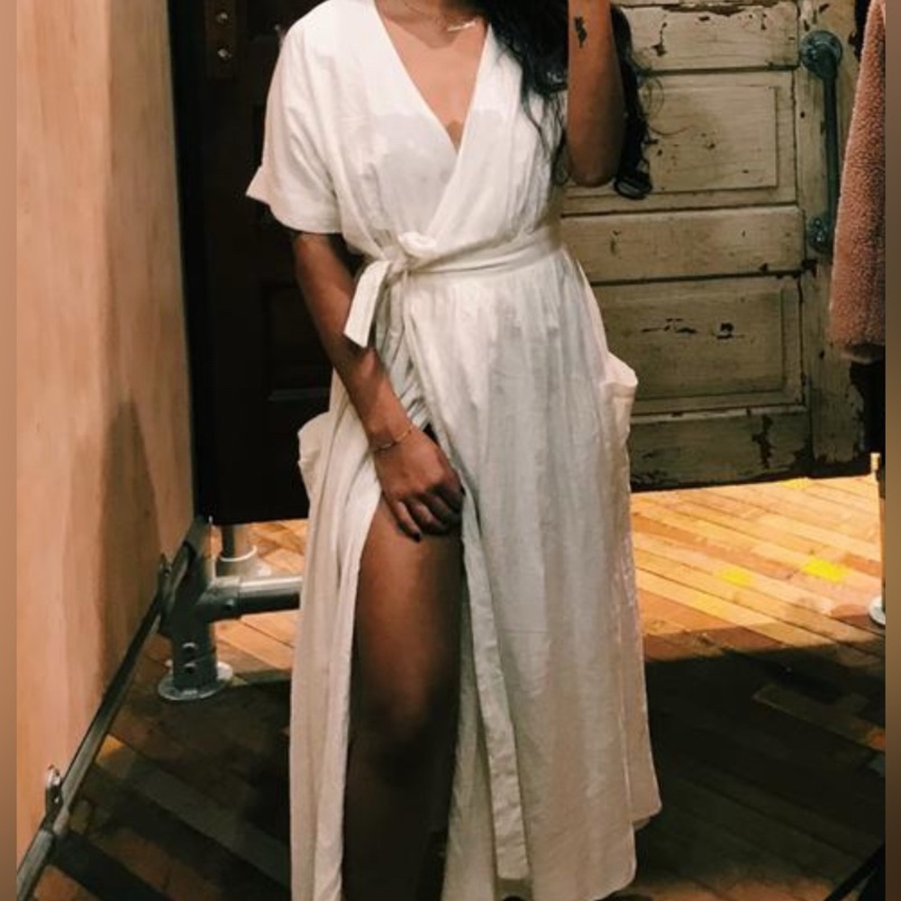 Urban Outfitters Gabrielle Linen Wrap Midi Dress Ivory